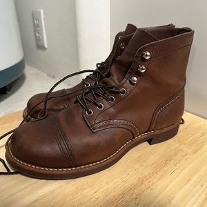 Red Wing Iron Rangers Size 8 in Amber